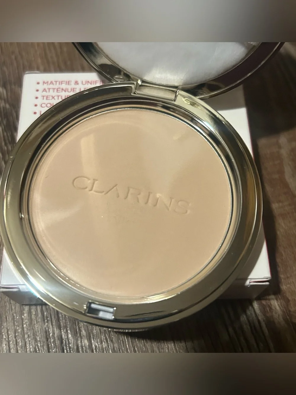 Clarins Ever Matte Compact Powder 02 Light 0.3 oz
